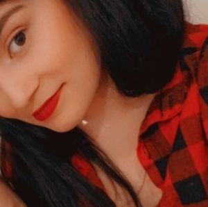 Meet your Posher, Kayla